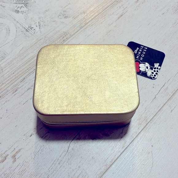 Disney travel jewelry box in gold NWT - Picture 5 of 6